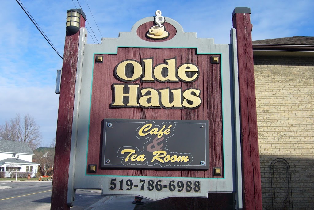 Olde House Cafe | 17 King St E, Forest, ON N0N 1J0, Canada | Phone: (519) 786-6988