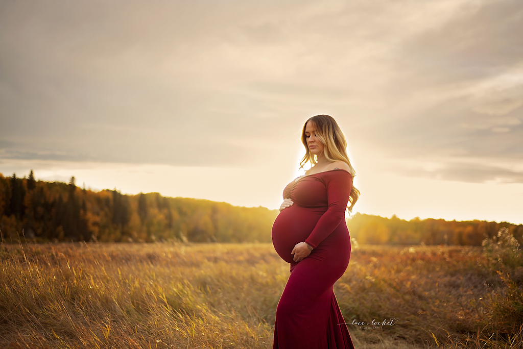 Lace & Locket Photography | 40 Marquis Pl SE, Airdrie, AB T4A 1Y1, Canada | Phone: (403) 805-4843