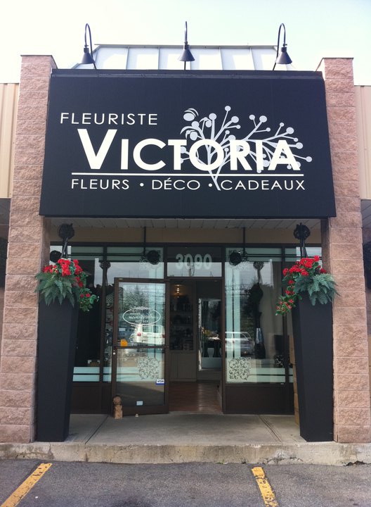 Victoria Florist Gift Shop | 3090 Chemin de la Rivière-Cachée, Boisbriand, QC J7H 1H9, Canada | Phone: (450) 434-7788