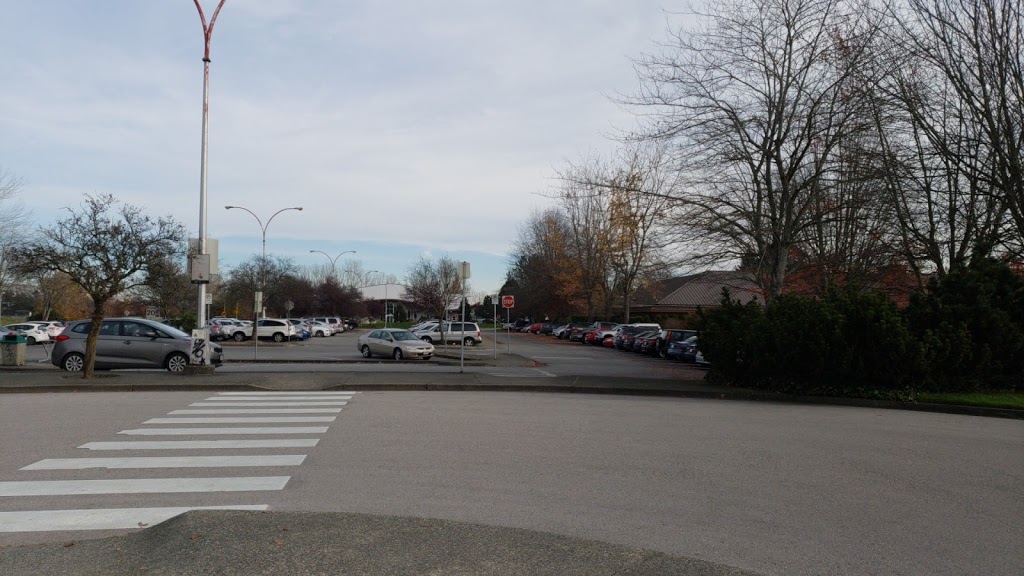 Ladner Exchange Park And Ride | 4675 Clarence Taylor Crescent, Delta, BC V4K 4L8, Canada