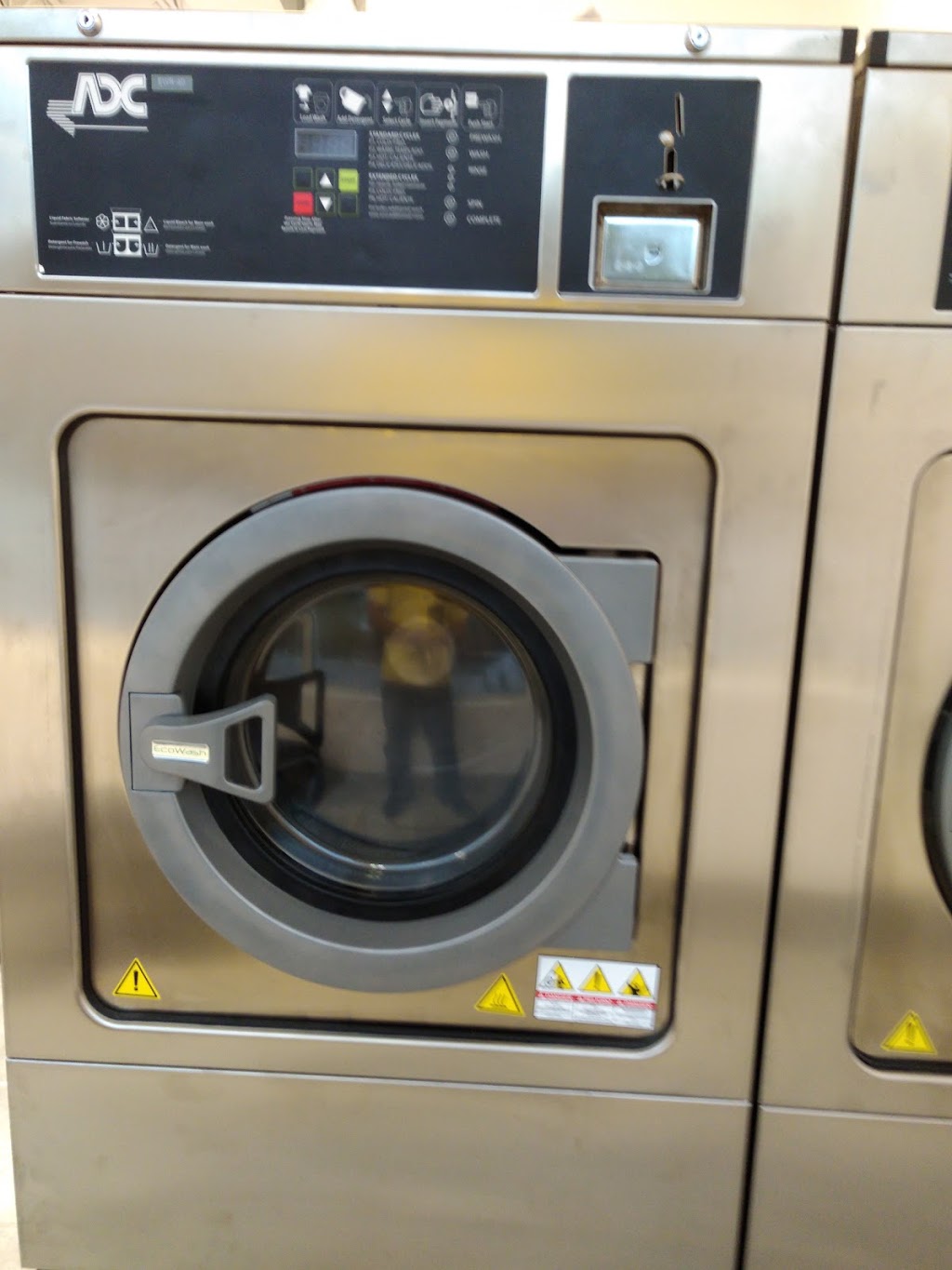 West End Laundromat | 300 Main St Unit 3, Woodstock, ON N4S 1T3, Canada | Phone: (519) 536-1385