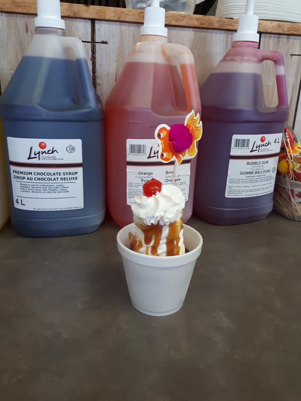 St Eleanors Dairy Bar & Take Out | Bayview Dr, Summerside, PE C1N 3Z9, Canada | Phone: (902) 436-8683