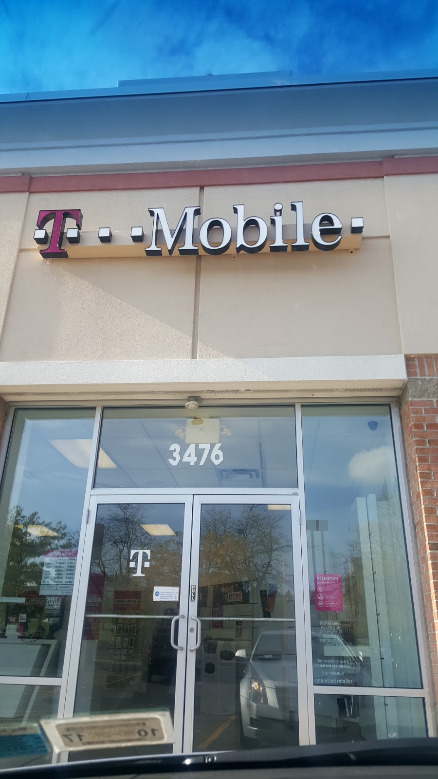 T-Mobile | 3476 Main St, Buffalo, NY 14214, USA | Phone: (716) 831-1300