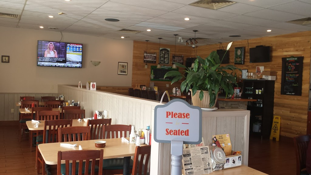 Ashs Restaurant | 58 King St E, Forest, ON N0N 1J0, Canada | Phone: (226) 520-3005