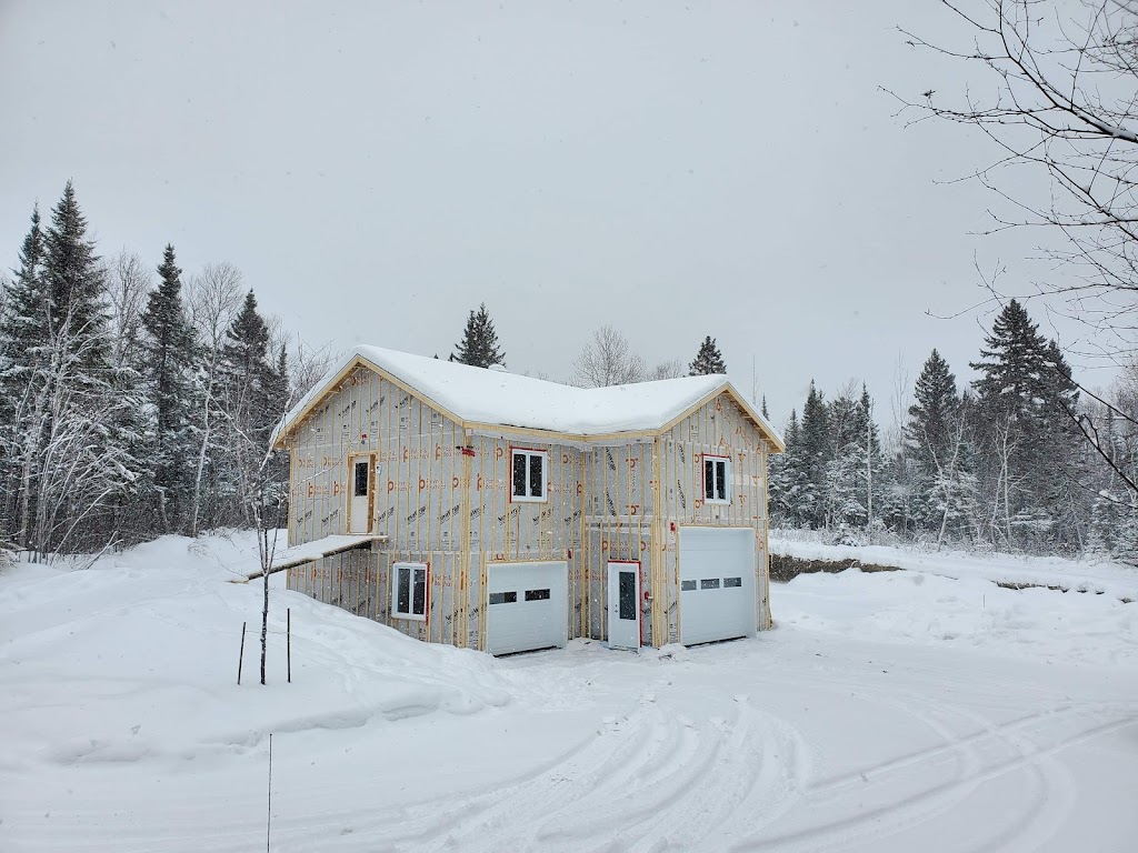 Fort-an constuction | 401 QC-169, Sainte-Jeanne-dArc, QC G0W 2T0, Canada | Phone: (418) 480-7431