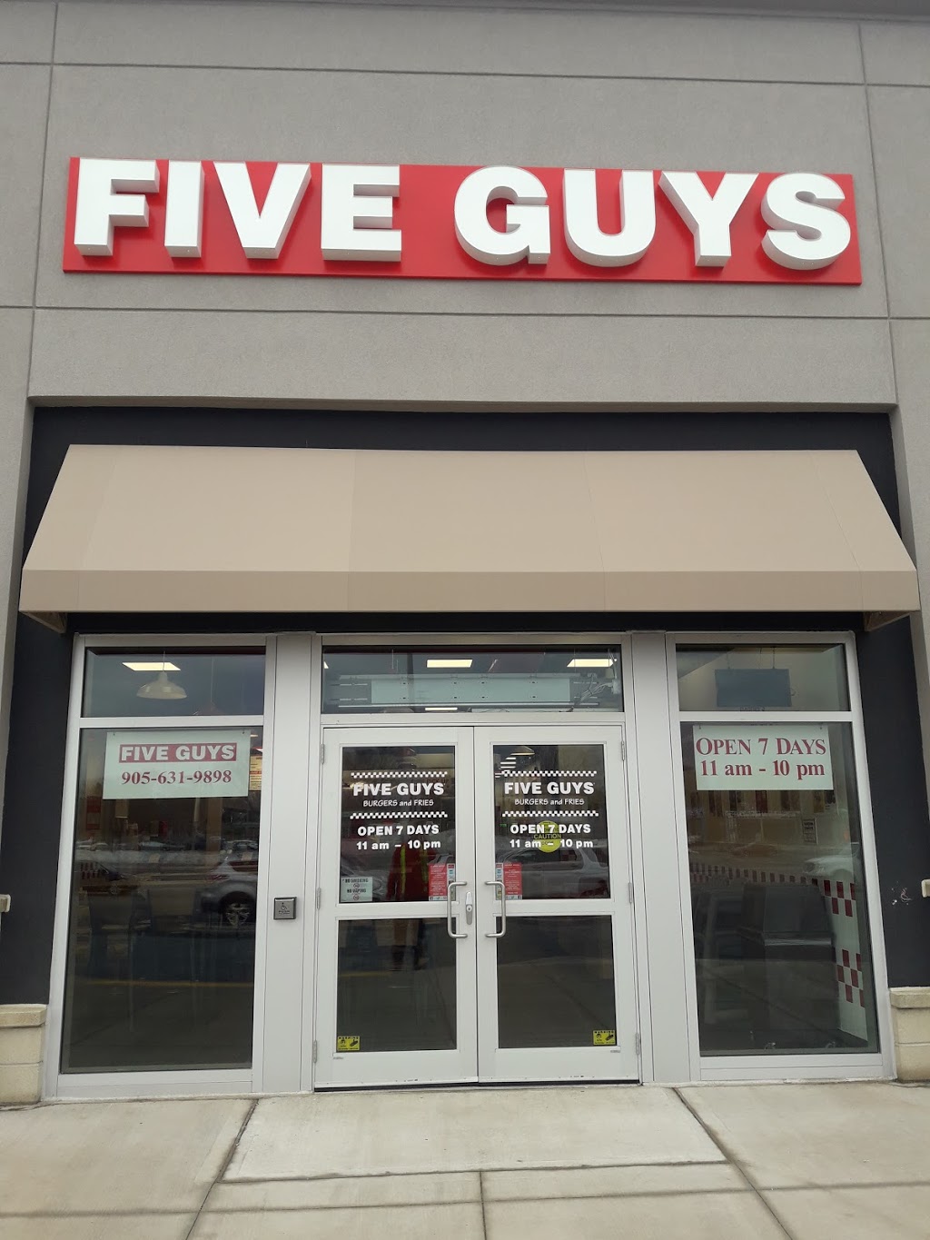 Five Guys | 777 Guelph Line, Burlington, ON L7R 3N2, Canada | Phone: (905) 631-9898