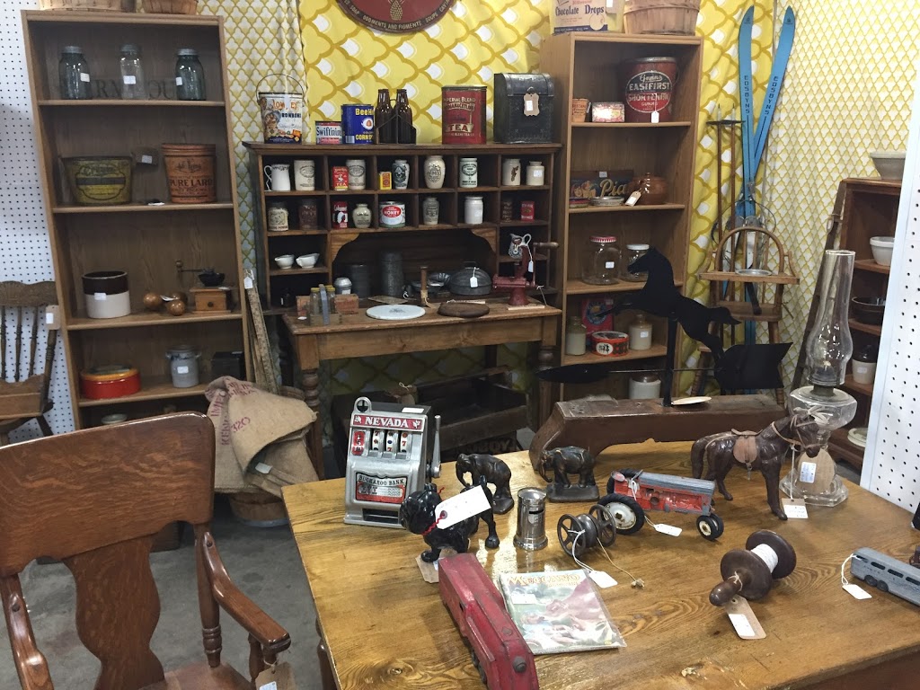 Brydges Vintage and Collectibles | 1255 Brydges St, London, ON N5W 2C2, Canada | Phone: (519) 453-8993