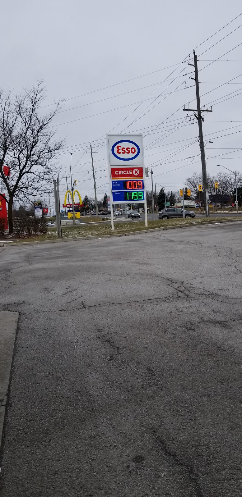 Esso | 1144 Davis Dr, Newmarket, ON L3Y 8X4, Canada | Phone: (905) 953-1855