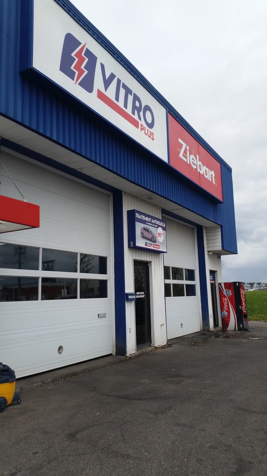 VitroPlus/Ziebart | 178 Rue de Varennes, Gatineau, QC J8T 8G3, Canada | Phone: (819) 243-8400