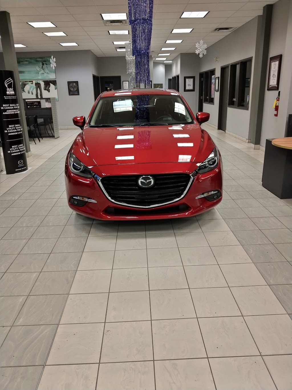 Bank Street Mazda | 2575 Bank St, Gloucester, ON K1T 1M8, Canada | Phone: (613) 739-3088