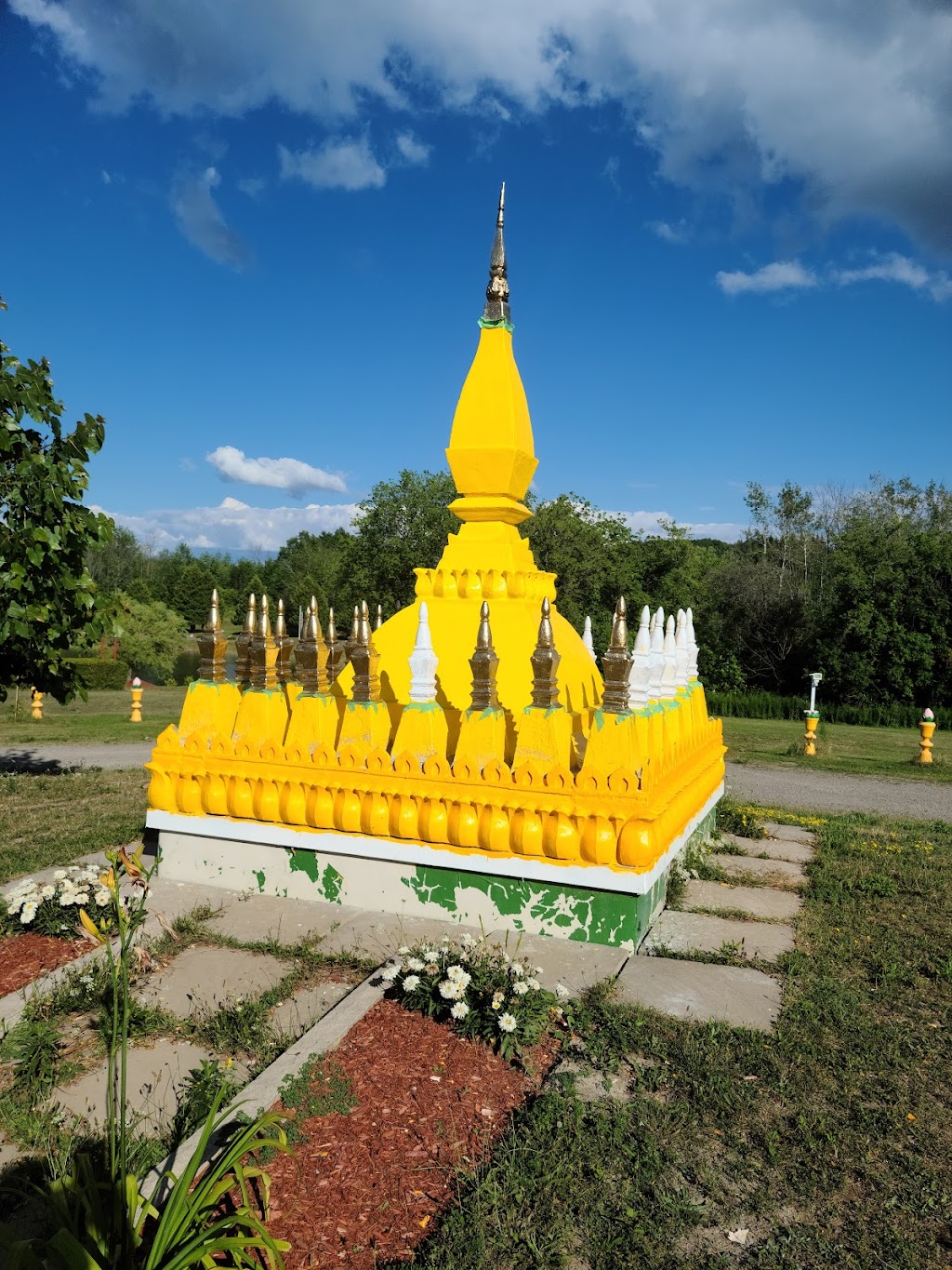 Wat Lao Veluwanaram Of Ontario | 17969 Airport Rd, Caledon East, ON L7K 2K1, Canada | Phone: (905) 584-6886