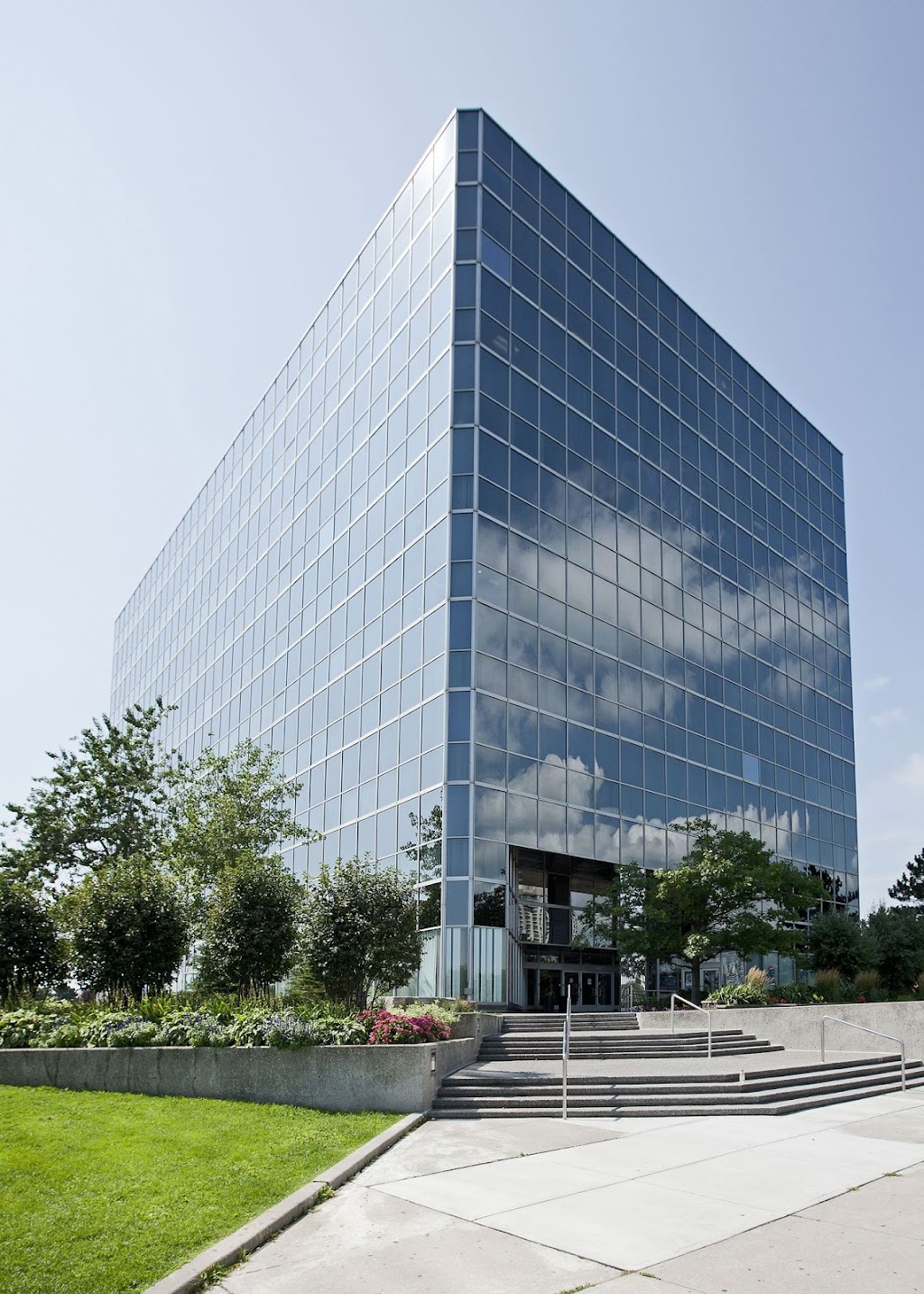 Crown Realty Partners - 1500 Don Mills Rd | 1500 Don Mills Rd., North York, ON M3B 3K4, Canada | Phone: (416) 223-8666