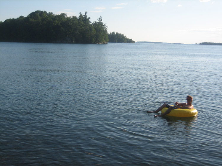 Horseblock Point Cottages | 355 Thousand Islands Pkwy, Lansdowne, ON K0E 1L0, Canada | Phone: (855) 844-6773