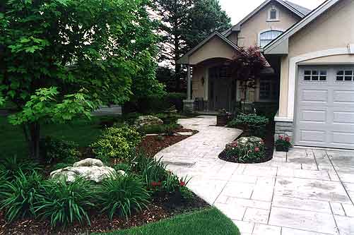 Ideal Garden Concept | 365 York Rd, Burlington, ON L7R 3X5, Canada | Phone: (905) 689-1700