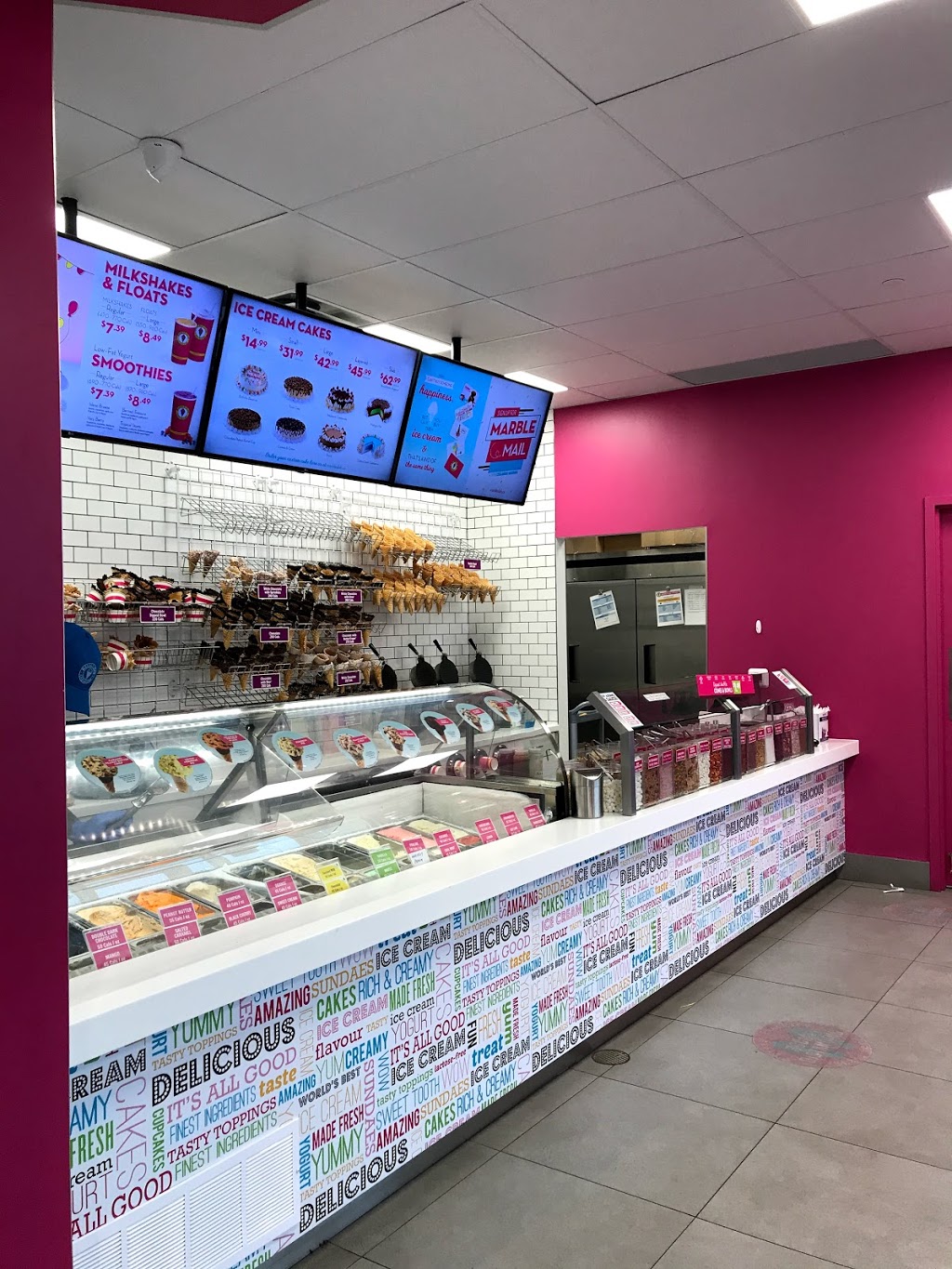 Marble Slab Creamery Parkway Mall | 85 Ellesmere Rd Unit 38, Scarborough, ON M1R 4B9, Canada | Phone: (416) 391-1111