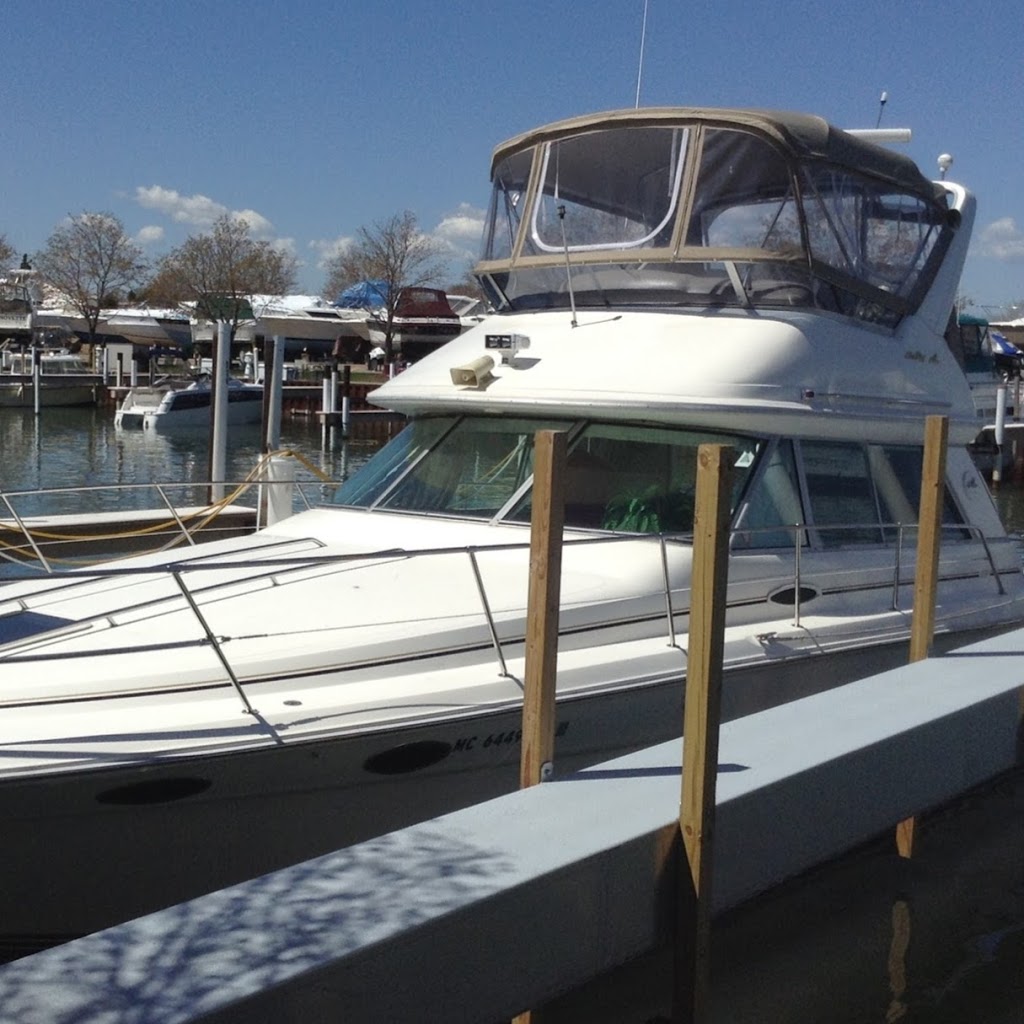 Michigan Yacht Sales | 38155 Circle Dr, Harrison Charter Township, MI 48045, USA | Phone: (586) 914-5515