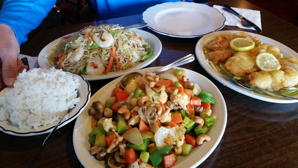 Kam Loon Restaurant | 119 Main St, Morris, MB R0G 1K0, Canada | Phone: (204) 746-6575