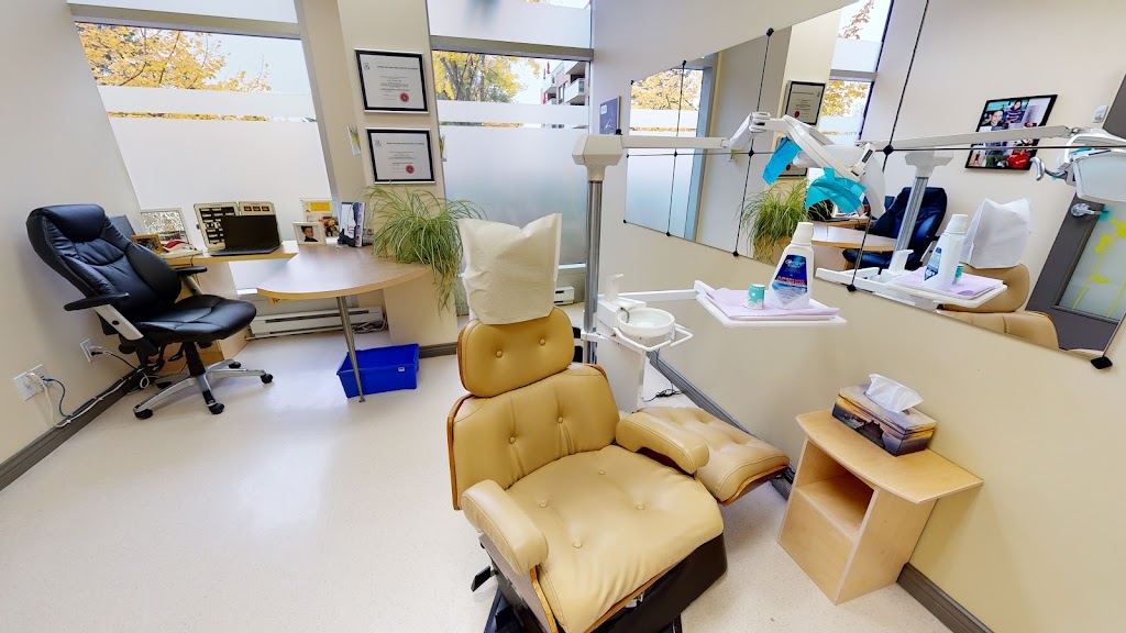 Centre de Denturologie St-Bruno | 1544 Rue de Montarville, Saint-Bruno-de-Montarville, QC J3V 3T7, Canada | Phone: (450) 653-1818