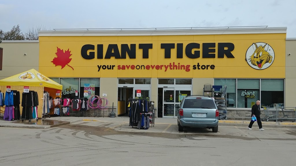 Giant Tiger | 226 First Ave E #1, Shelburne, ON L0N 1S0, Canada | Phone: (519) 925-6857