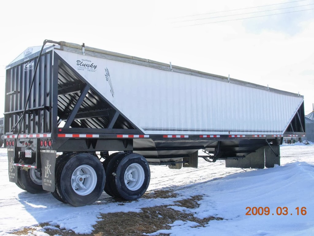 Bluesky Trailer Manufacturing Inc. | Daysland, AB T0B 1A0, Canada | Phone: (780) 374-2174