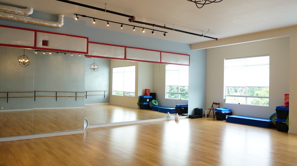 School Of Modern Dance Kanata | 65 Denzil Doyle Ct Unit 212, Kanata, ON K2M 2G8, Canada | Phone: (613) 606-3620