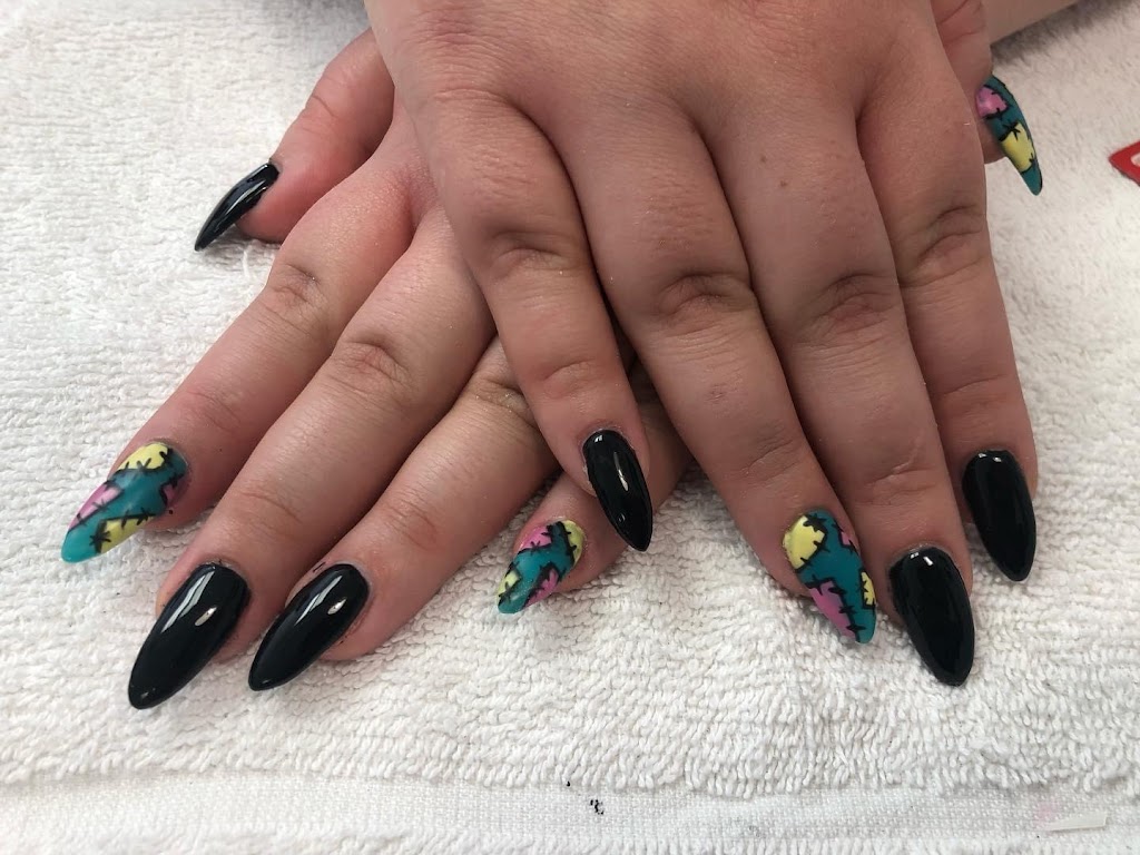 Sylvias Nail Care Centre | 1271 Simcoe St N, Oshawa, ON L1G 4X1, Canada | Phone: (905) 434-6760