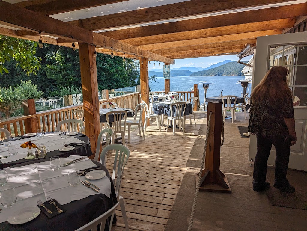 Laughing Oyster Restaurant | 10052 Malaspina Rd, Powell River, BC V8A 0G3, Canada | Phone: (604) 483-9775