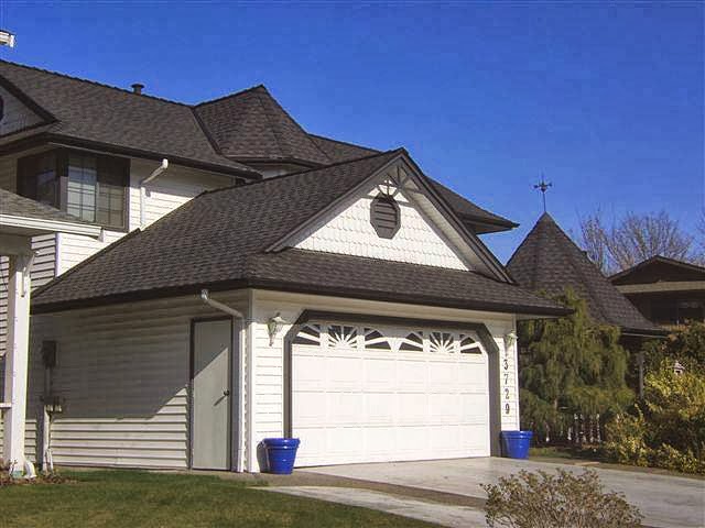 Howies Roofing | 2874 Upland Crescent, Abbotsford, BC V2T 2E9, Canada | Phone: (604) 309-1565