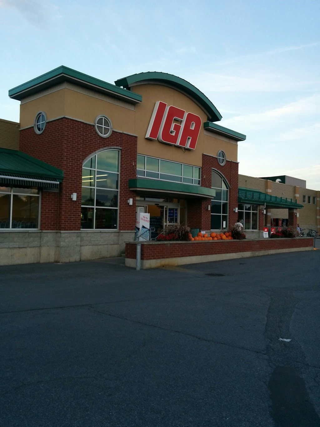 IGA Supermarché Clément Nicolet inc. | 2000 Boul Louis-Fréchette, Nicolet, QC J3T 1M9, Canada | Phone: (819) 293-6937