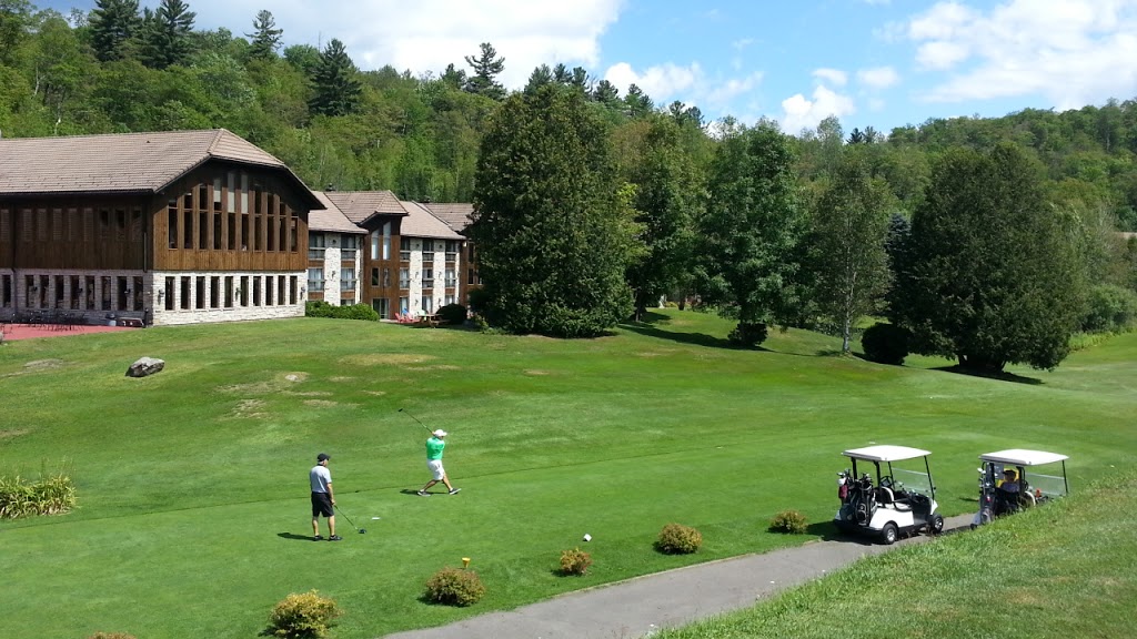 Club de Golf Carling Lake (Lac Carling) | 2235 Route 327 Nord, Grenville-sur-la-Rouge, QC J0V 1B0, Canada | Phone: (450) 533-5333