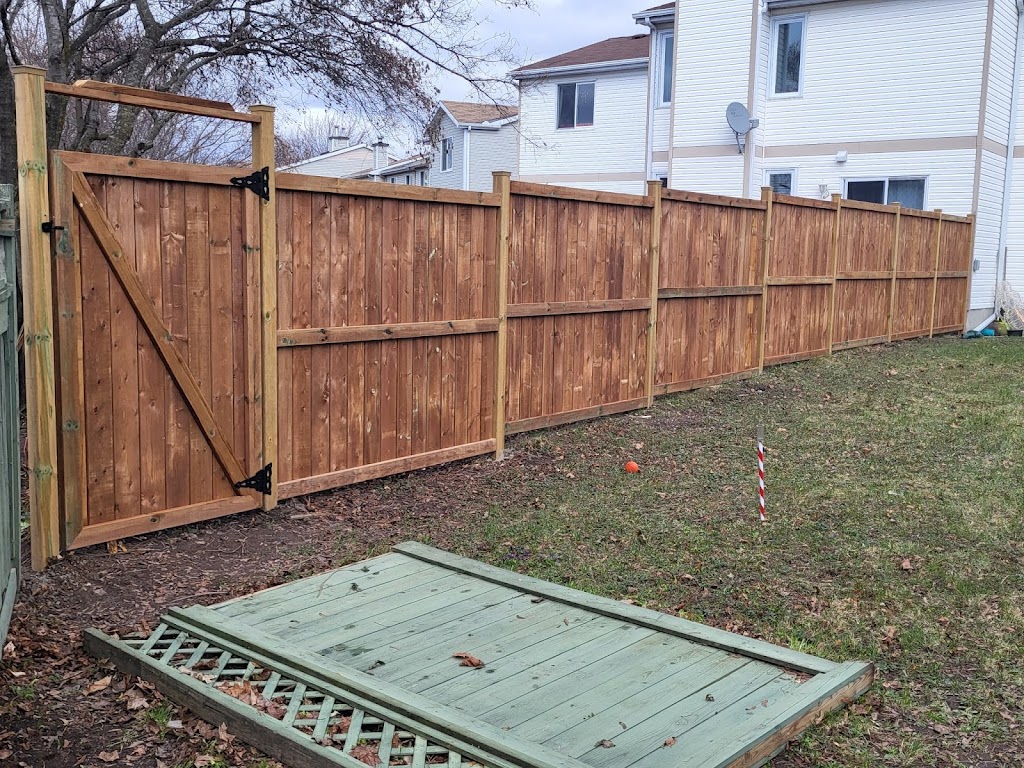 Straight Up Fence | 6513 Russell Rd, Ottawa, ON K0A 1K0, Canada | Phone: (613) 581-7041