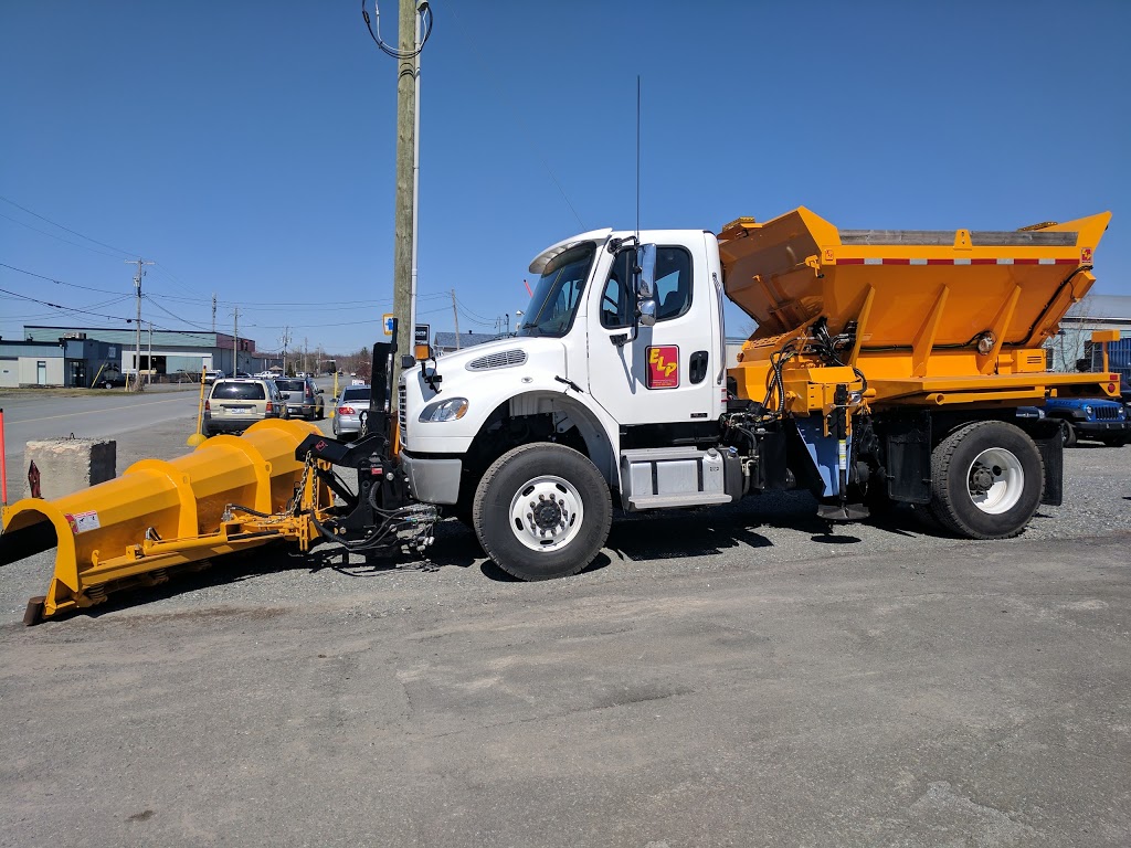 Camions B L Freightliner Sterling Western Star | 50 Rue Saint-Jude S, Granby, QC J2J 2N4, Canada | Phone: (450) 378-0413