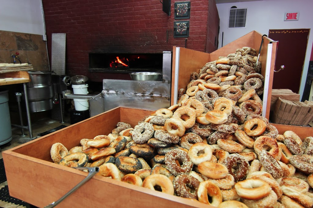 MTL Bagel Shop | Best hand rolled wood fire bagels in Montreal | 5452 Avenue Westminster, Côte Saint-Luc, QC H4X 2A5, Canada | Phone: (514) 903-2525