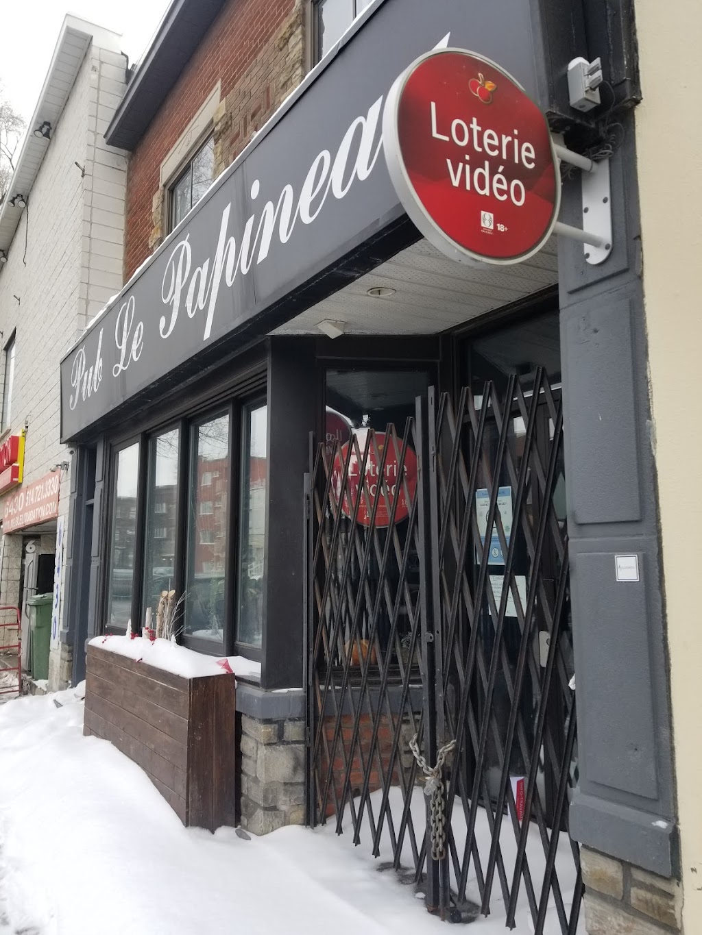 Pub Le Papineau | 6442 Av. Papineau, Montréal, QC H2G 2W9, Canada | Phone: (514) 903-1585