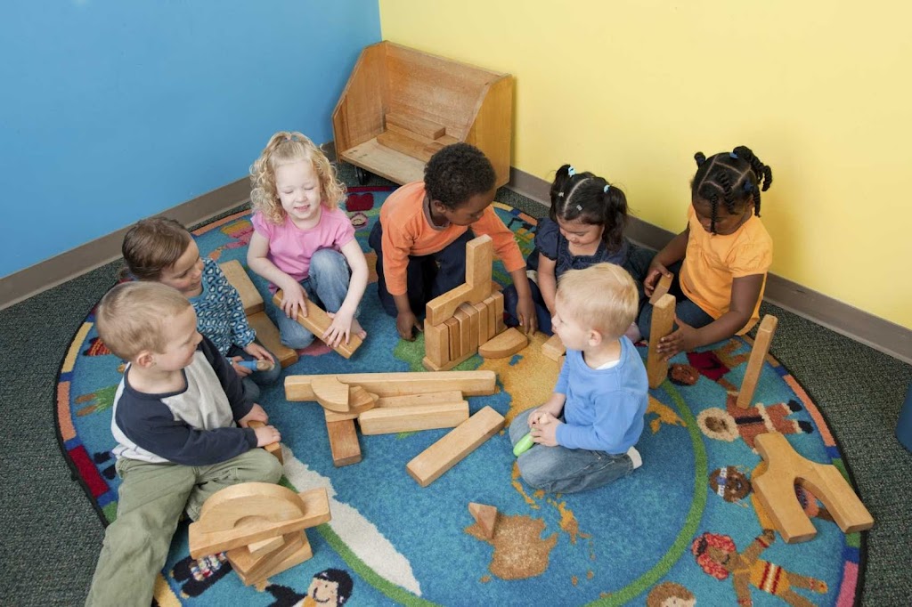 RisingOaks Early Learning | St. Luke (formerly Owl Child Care) | 550 Chesapeake Dr, Waterloo, ON N2K 4G5, Canada | Phone: (519) 747-0054