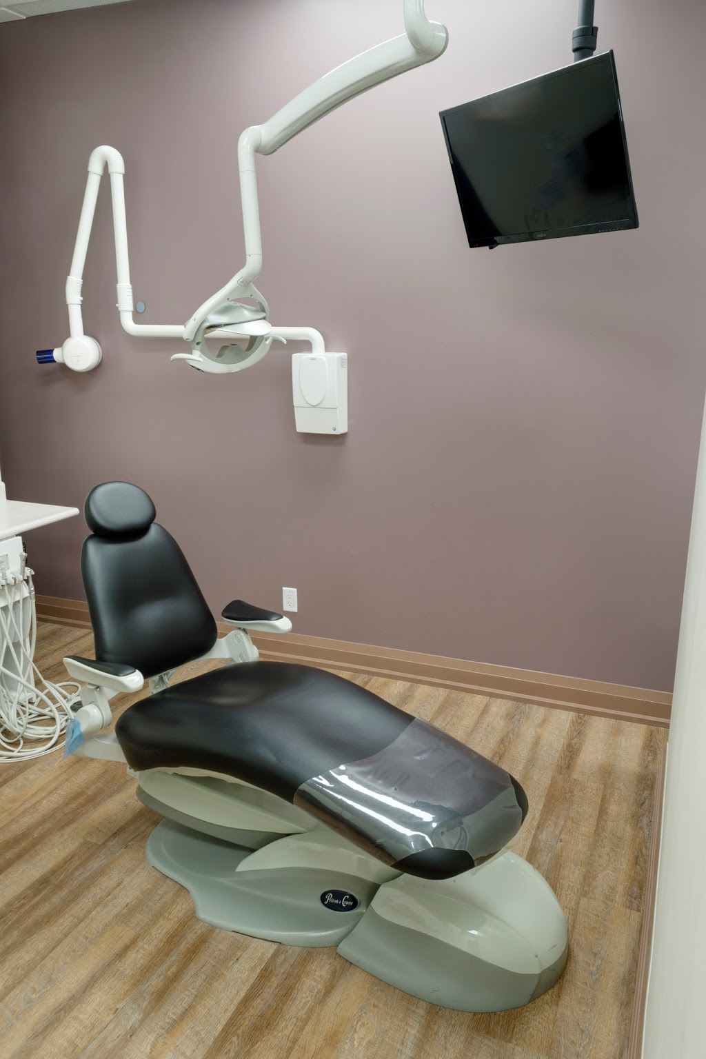Monarch Dentistry | 603 Colborne St, Brantford, ON N3S 7S8, Canada | Phone: (519) 304-6550