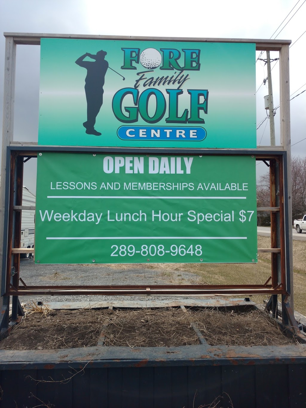 Grimsby Golf Range | 239 Mountain Rd, Grimsby, ON L3M 4E7, Canada | Phone: (289) 808-9648