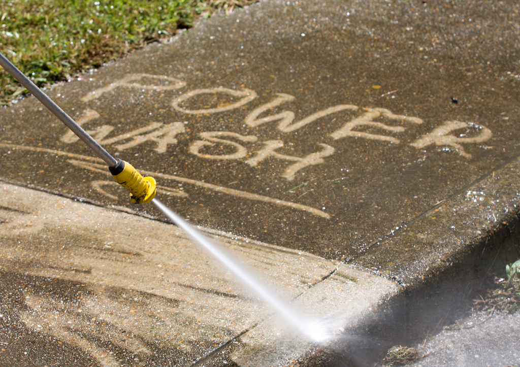 BigSplash Power Washing | 603 Broadway Ave, East York, ON M4G 2S4, Canada | Phone: (647) 702-3017