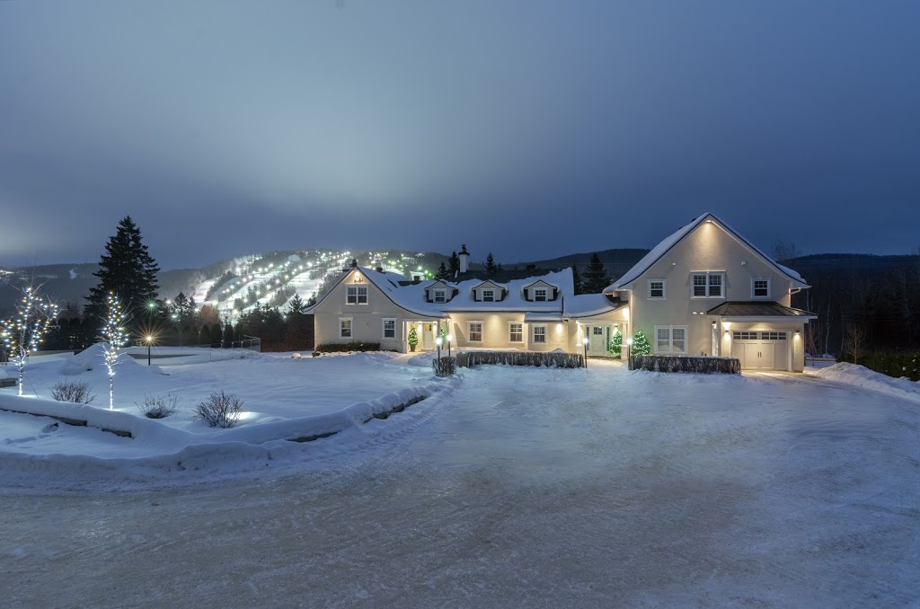 Auberge Sous LEdredon B&B | 777 Rue Principale, Saint-Sauveur, QC J0R 1R2, Canada | Phone: (450) 227-3131