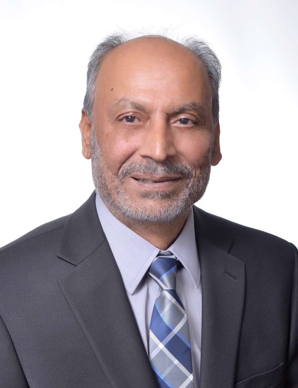 Asif Akhter | 1542 Dundas St W, Mississauga, ON L5C 1E4, Canada | Phone: (647) 773-1356