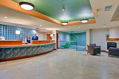 Holiday Inn West Kelowna | 2569 Dobbin Rd, West Kelowna, BC V4T 2J6, Canada | Phone: (250) 768-8879