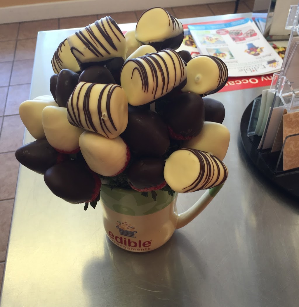 Edible Arrangements | 17665 Leslie St Unit 9, Newmarket, ON L3Y 3E3, Canada | Phone: (905) 836-4447