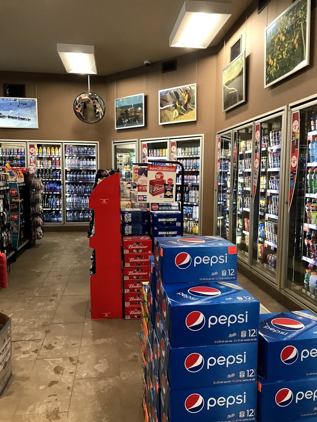 Esso | 1050 Autoroute des Laurentides, Prévost, QC J5L 2S4, Canada | Phone: (450) 224-2951