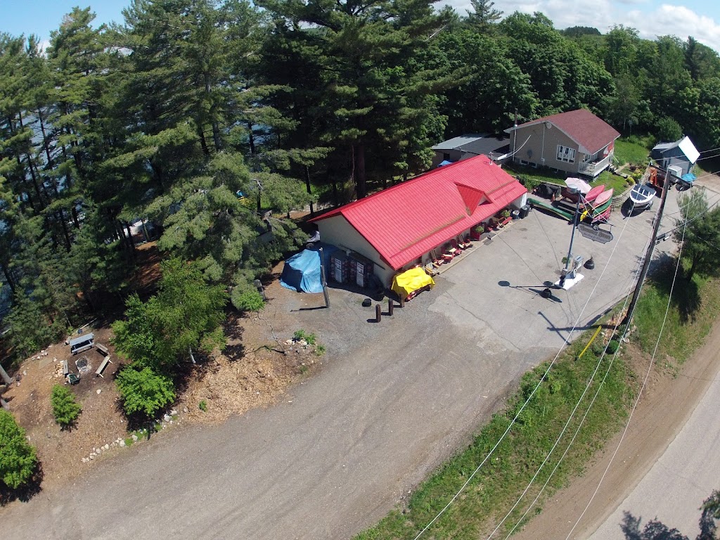 Eagle Lake Narrows Country Store | 2370 Eagle Lake Rd, South River, ON P0A 1X0, Canada | Phone: (705) 386-0056