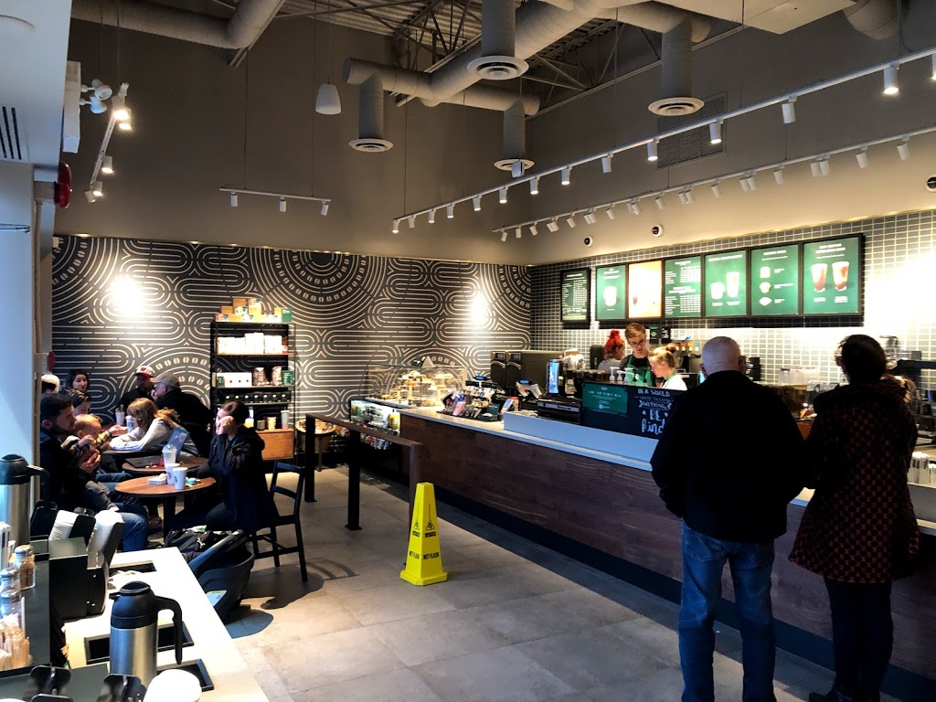 Starbucks | 8840 210 St, Langley City, BC V1M 2Y2, Canada | Phone: (604) 882-9968