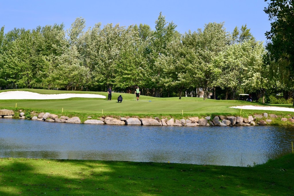 Club De Golf De Napierville | 30 Rang Cyr, Napierville, QC J0J 1L0, Canada | Phone: (450) 245-3356