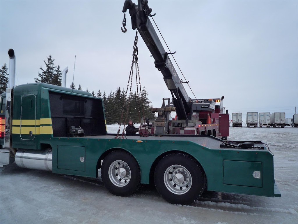 Baker Heavy Towing Inc | 250 Dundas St S, Cambridge, ON N1R 8A8, Canada | Phone: (519) 620-2442