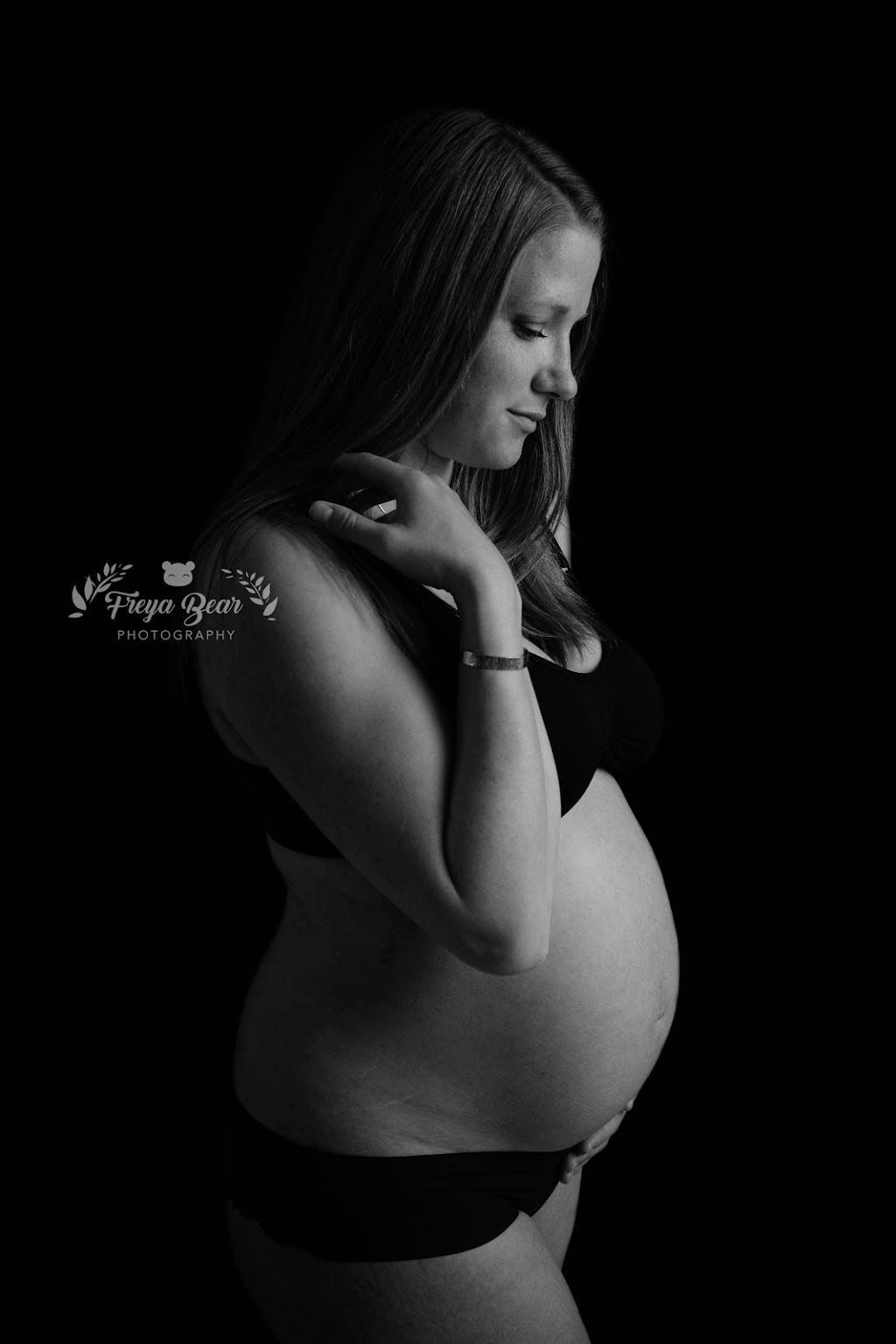 Freya Bear Photography | 20-8968 208 St, Langley City, BC V1M 4C5, Canada | Phone: (778) 929-0800