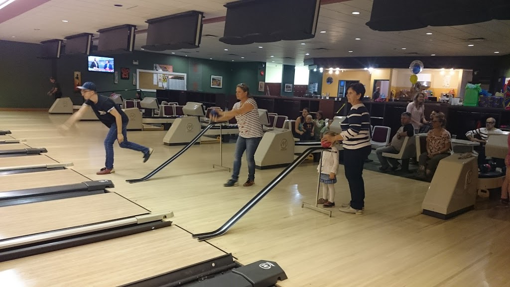 Hall Bowling Quillorama Lanaudière | 2891 Boulevard Barrette, Lourdes-de-Joliette, QC J0K 1K0, Canada | Phone: (450) 755-2797