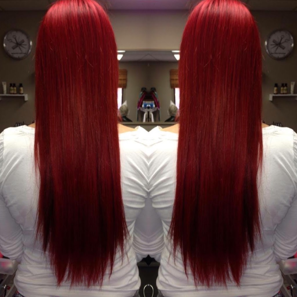 Sues Hair Advantage | 3515 McBean St, Richmond, ON K0A 2Z0, Canada | Phone: (613) 838-4753